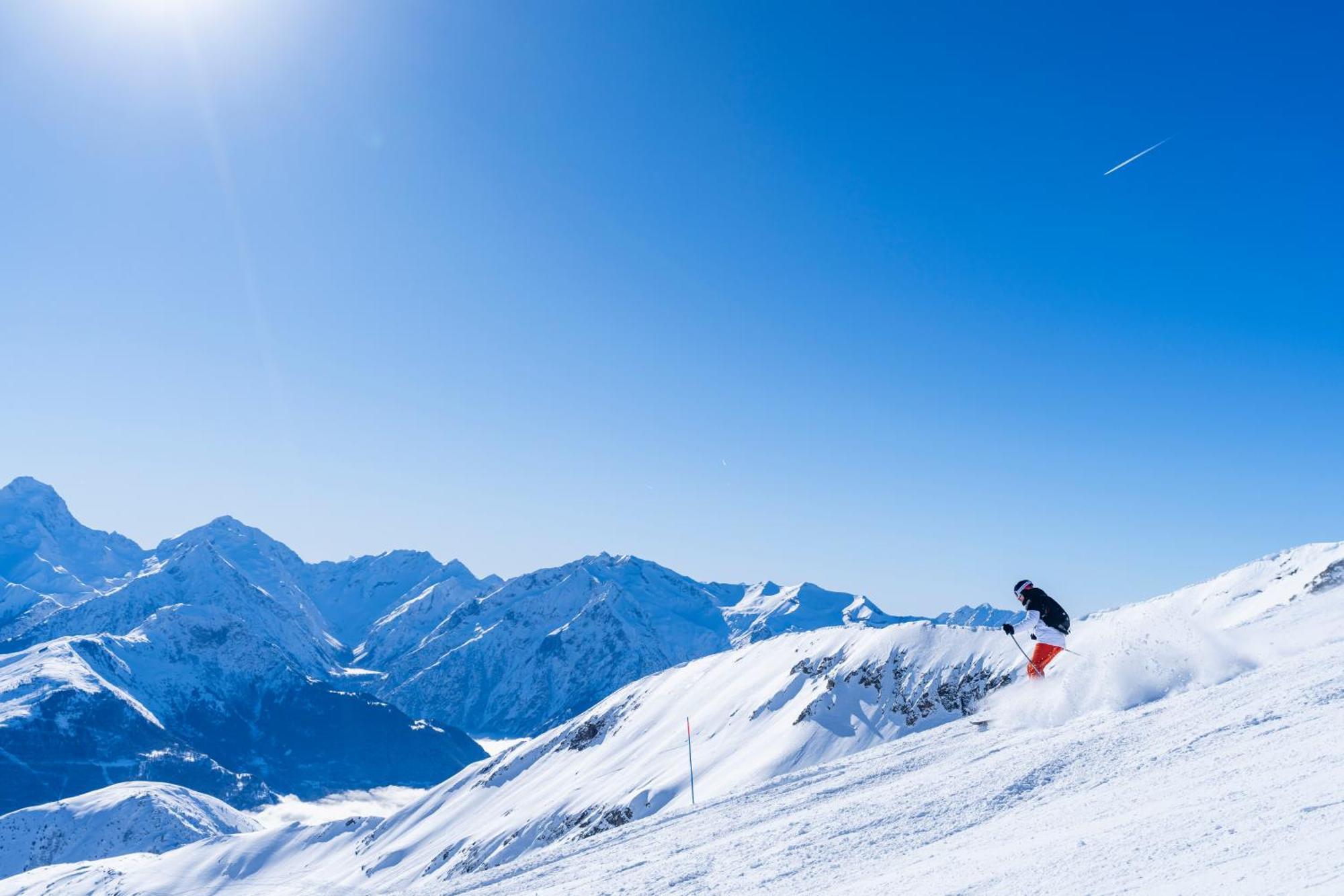 Villages Clubs Du Soleil - Oz En Oisans Oz Bagian luar foto